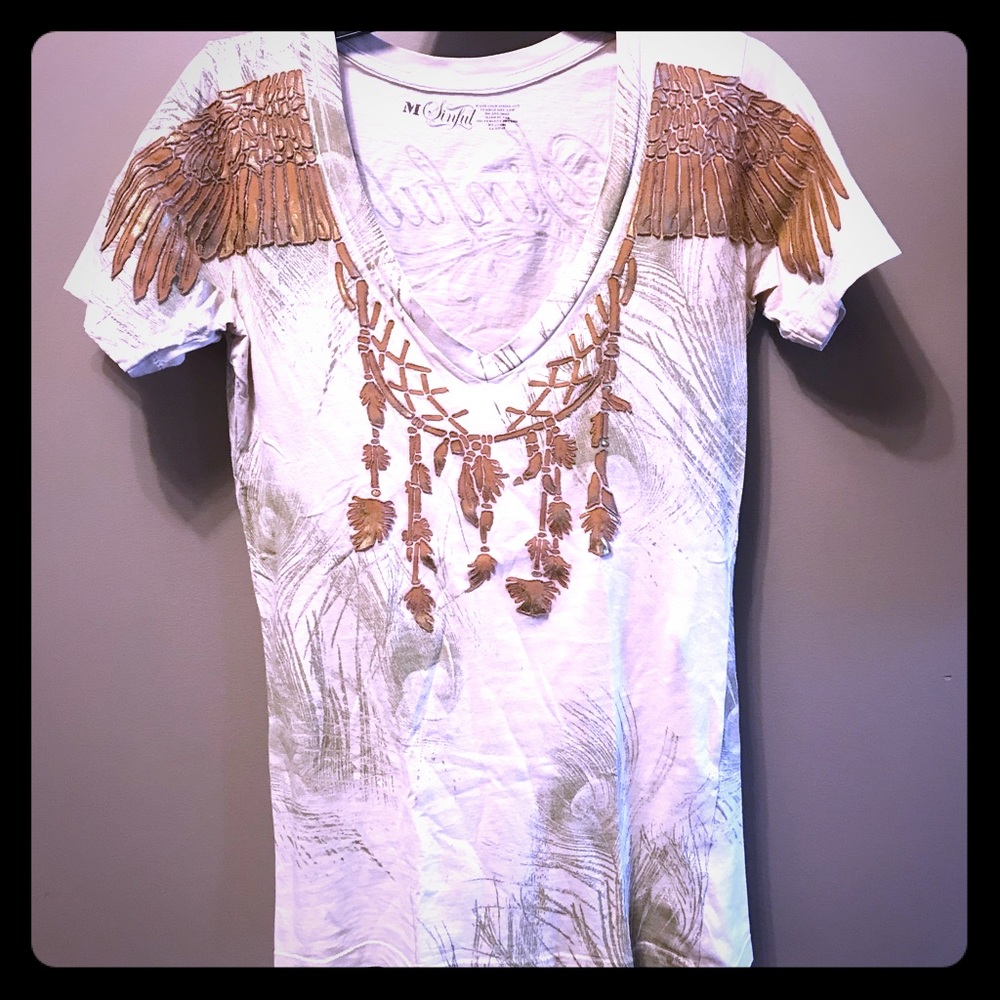 🦅SINFUL🦅Women’s Embellished V-Neck T-Shirt⭐️GUC